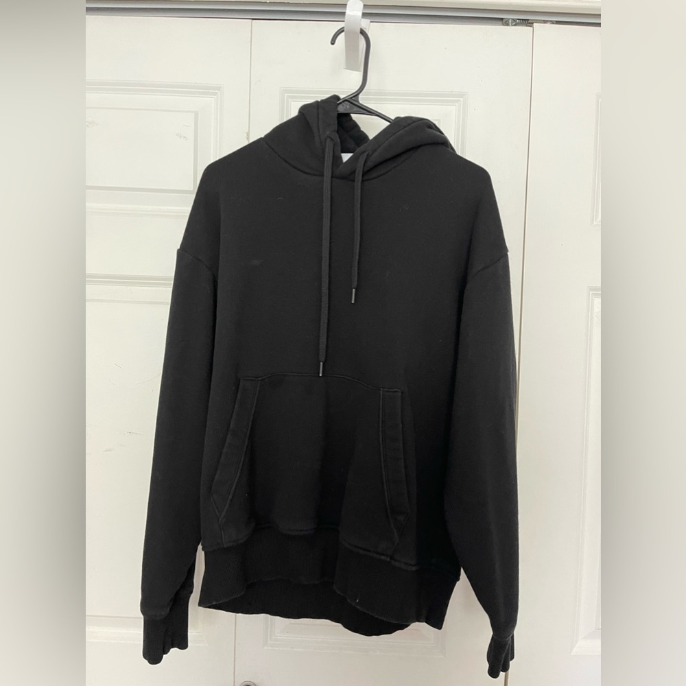 Zara Black Sweatshirt